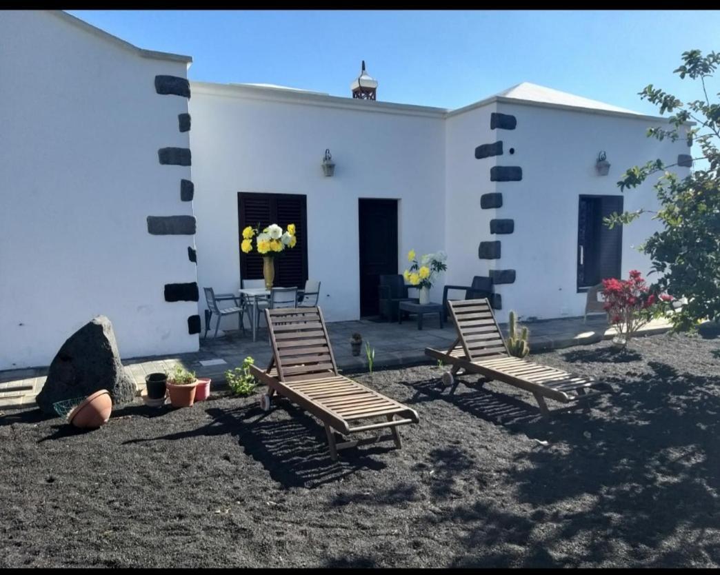 Numero28,Casa Tilama Uga Exterior photo