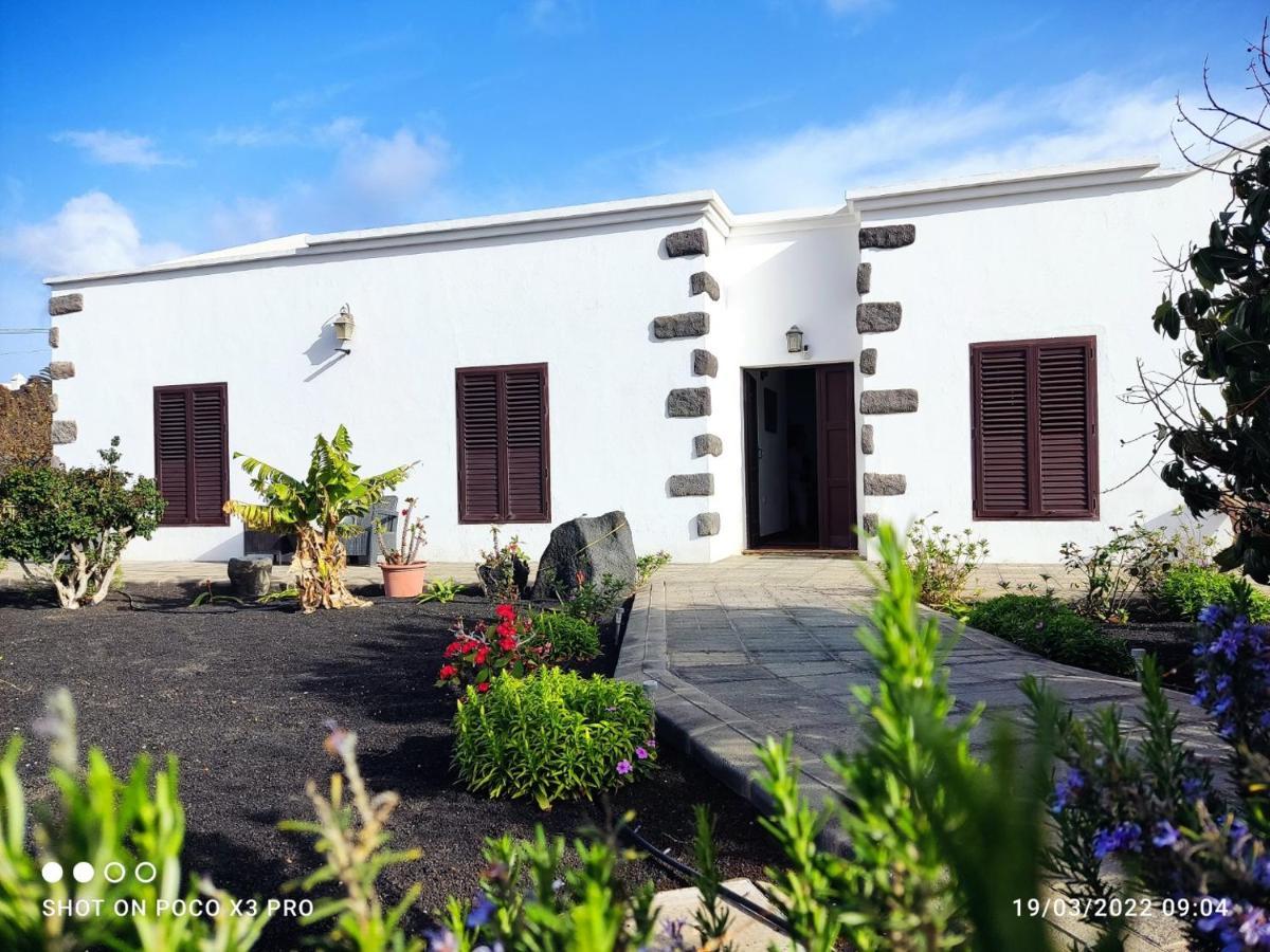 Numero28,Casa Tilama Uga Exterior photo